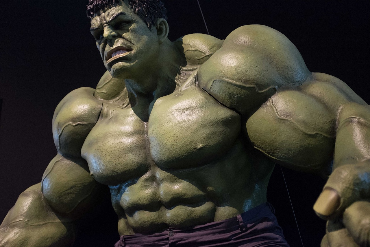 5 People You’d Hate to Face at a Poker Table! - Bruce Banner/The Hulk