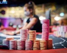 Are You Crazy or Lazy Enough to Take on Pineapple Poker?