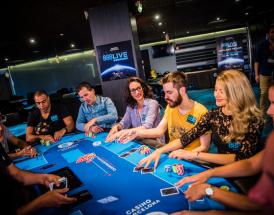 4 Types of Poker Playing Styles