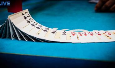 How Do I Love Thee, Poker? These 5 Poker Poems Show You the Ways!