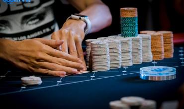 Poker Stacking and Backing